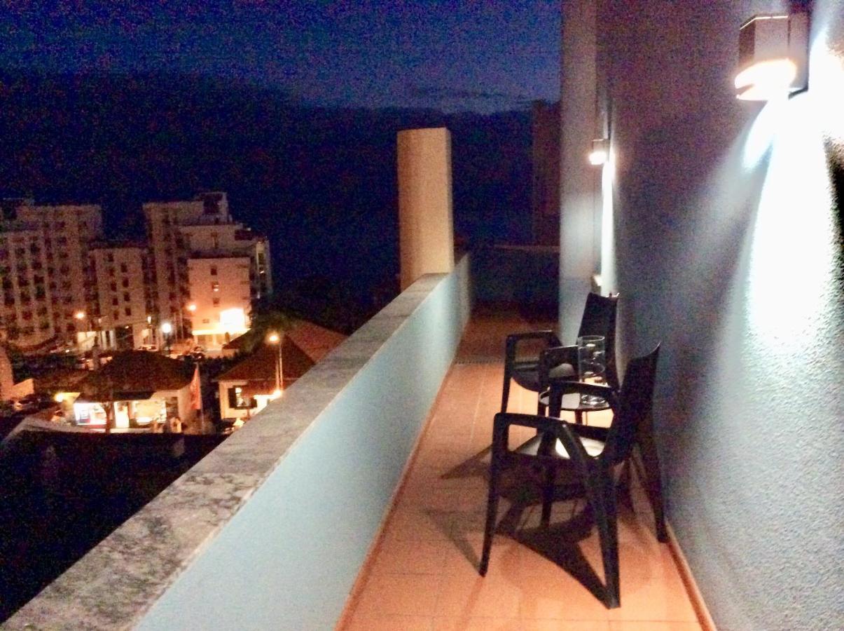 Charming Lido Flat II Appartement Funchal  Buitenkant foto